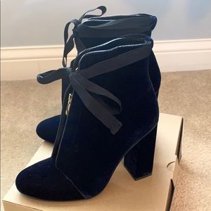 Zara Navy Velvet Zip-Up booties.